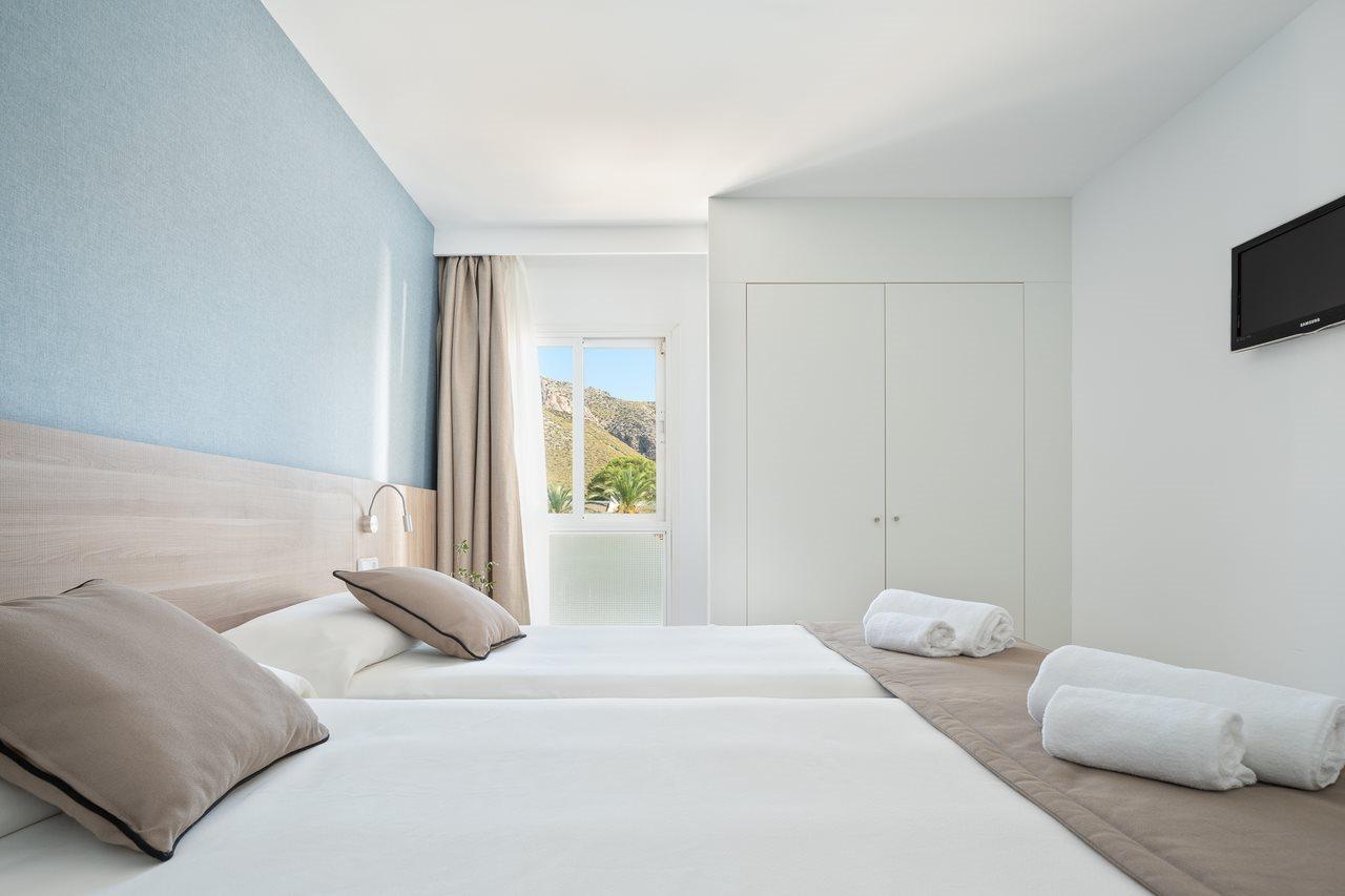 Puerto Azul Suite Hotel Port de Pollenca Exterior photo